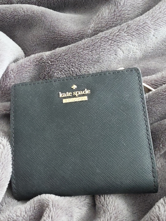 kate spade Handbags - kate spade Black Leather Zip Bifold Wallet with Gold Logo